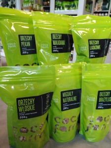 Zestaw orzechów KETO bezglutenowych Cocofarm 6 rodzajów