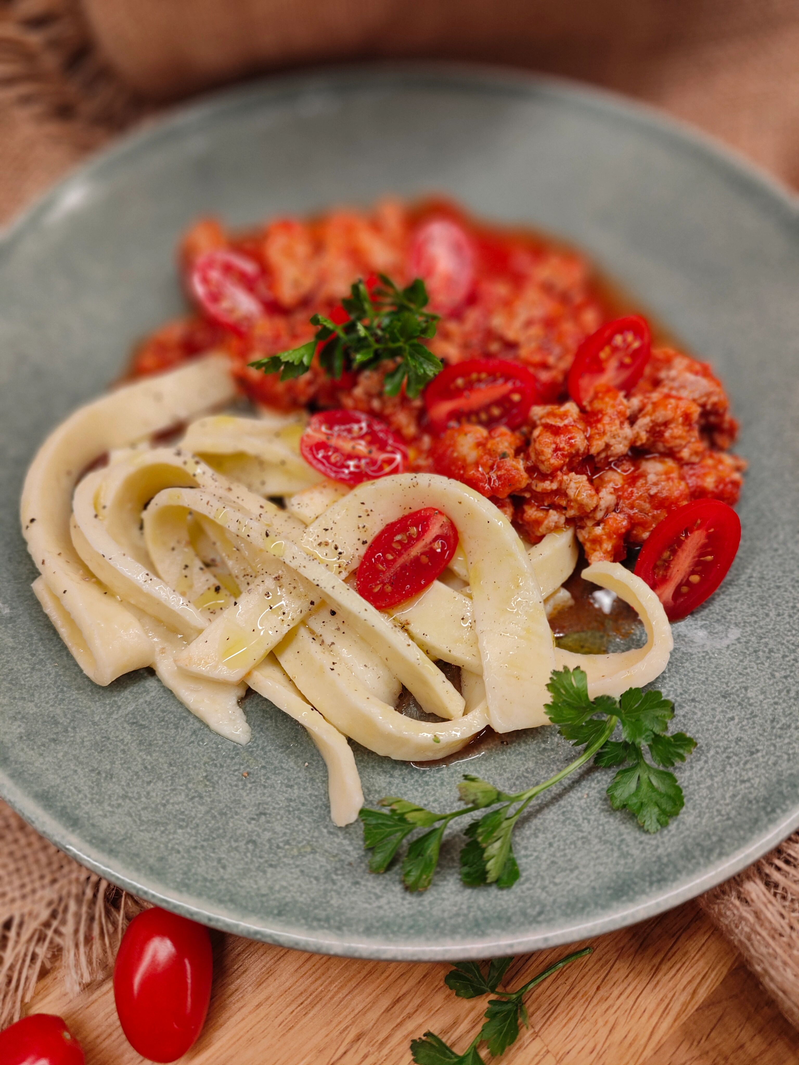 Sosy włoskie i pesto – uniwersalny dodatek do keto, bezglutenowej i tradycyjnej kuchni